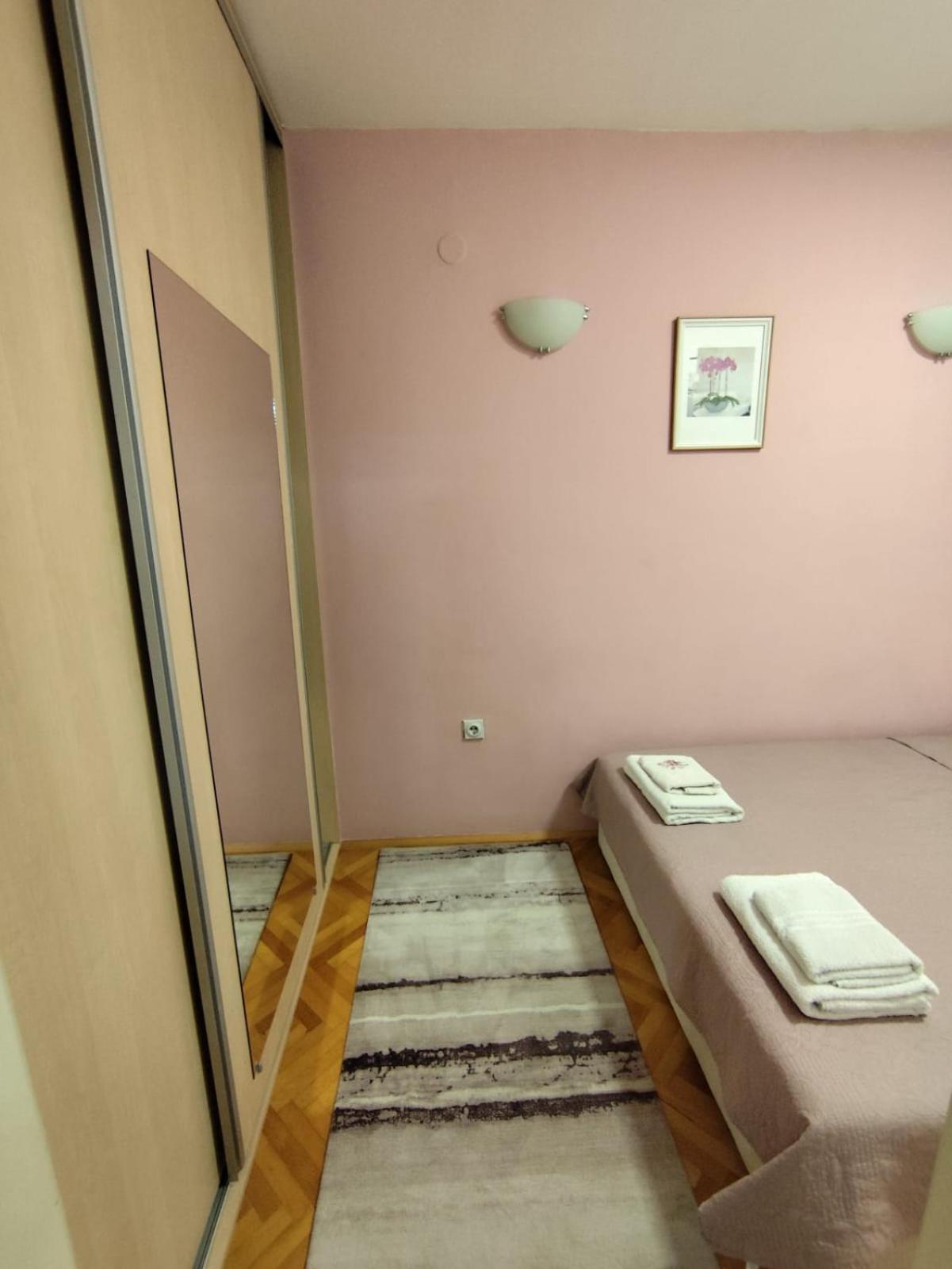 New Apartment 8, Self Check-In, Free Parking Skopje Buitenkant foto